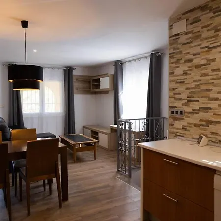 Con Piscina Privada Apartamento *