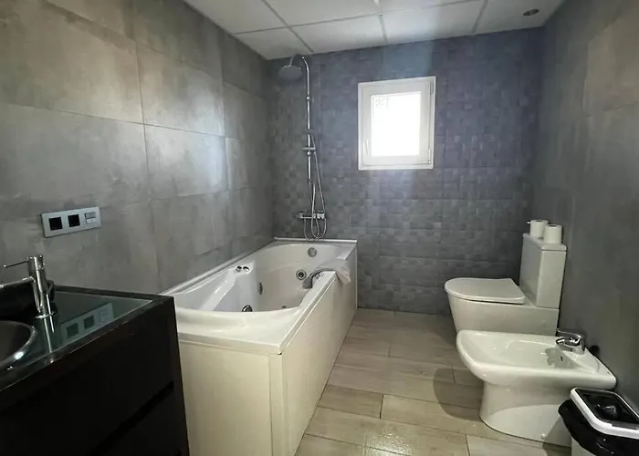 Apartament Con Piscina Privada