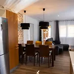 公寓 Con Piscina Privada