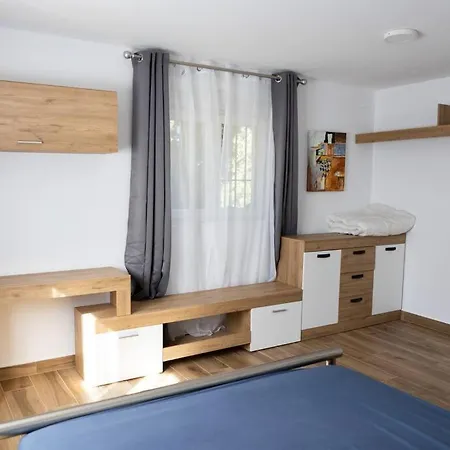 Con Piscina Privada Apartment